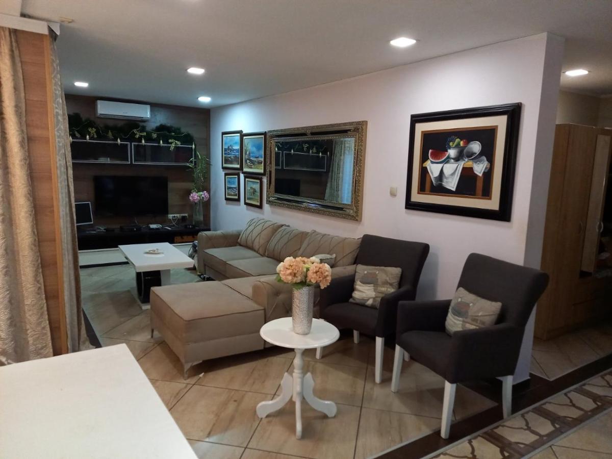 Guest House Maja Νόβι Σαντ Εξωτερικό φωτογραφία