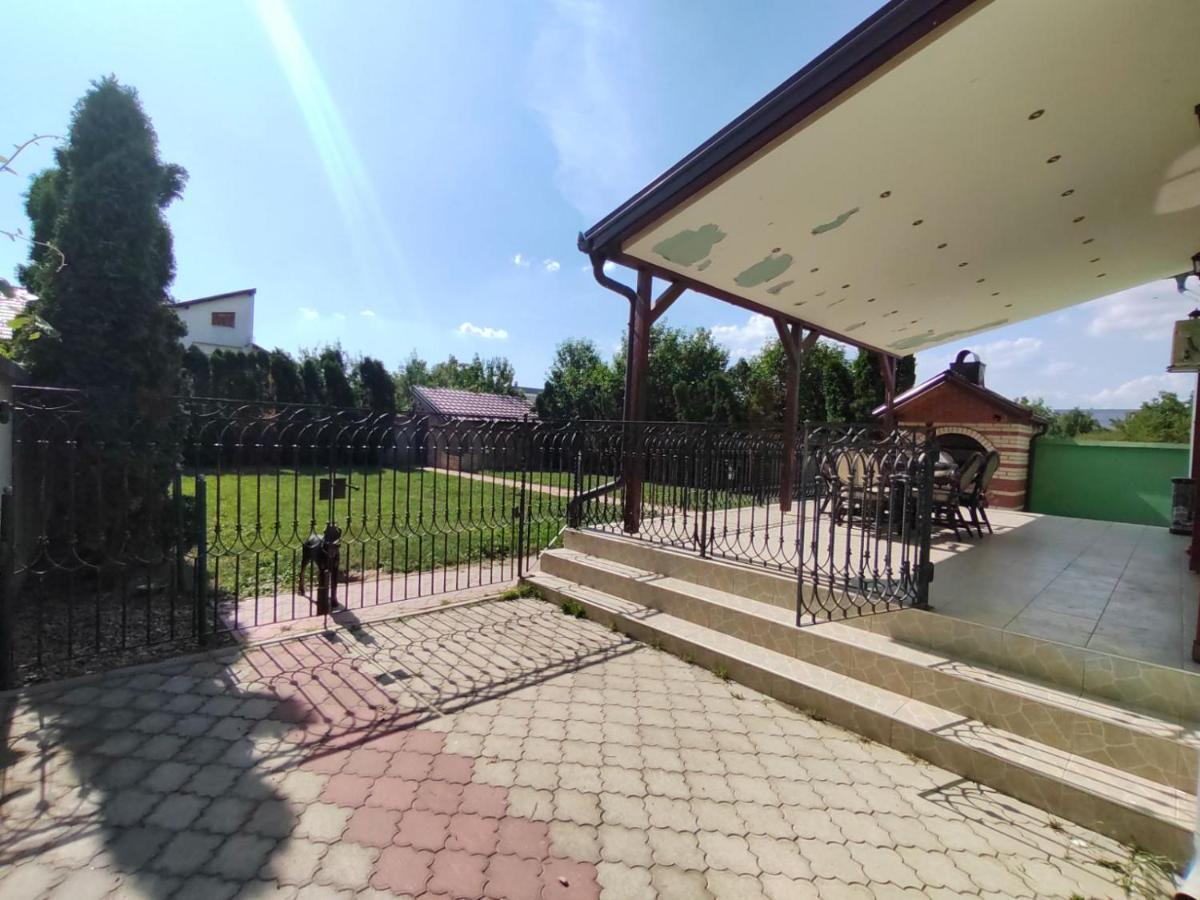 Guest House Maja Νόβι Σαντ Εξωτερικό φωτογραφία