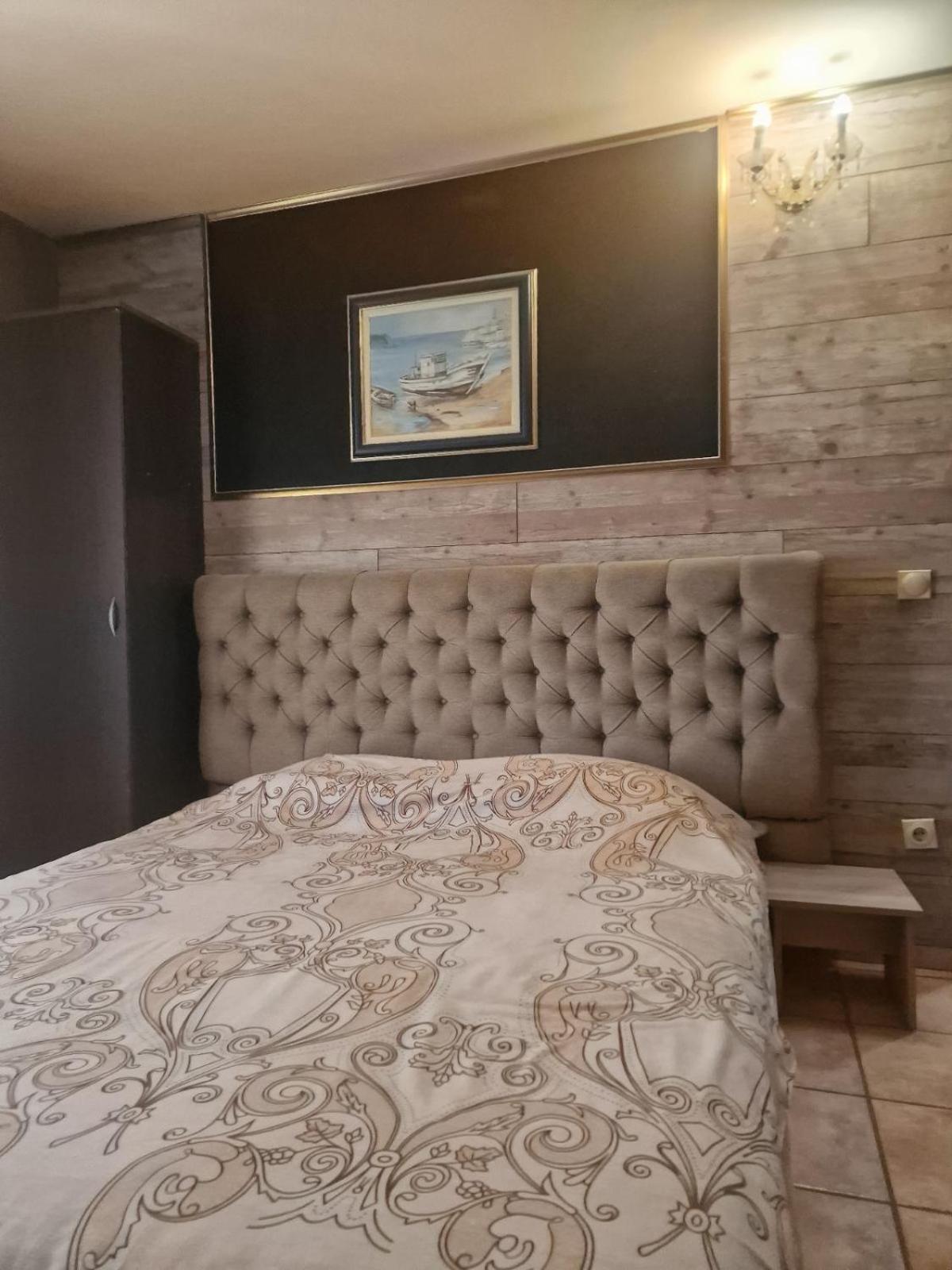 Guest House Maja Νόβι Σαντ Εξωτερικό φωτογραφία
