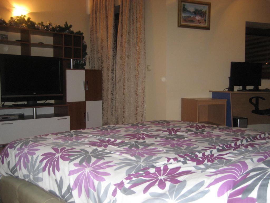 Guest House Maja Νόβι Σαντ Εξωτερικό φωτογραφία