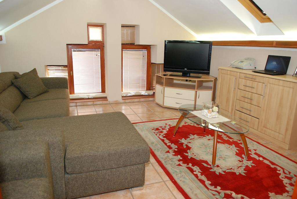 Guest House Maja Νόβι Σαντ Εξωτερικό φωτογραφία