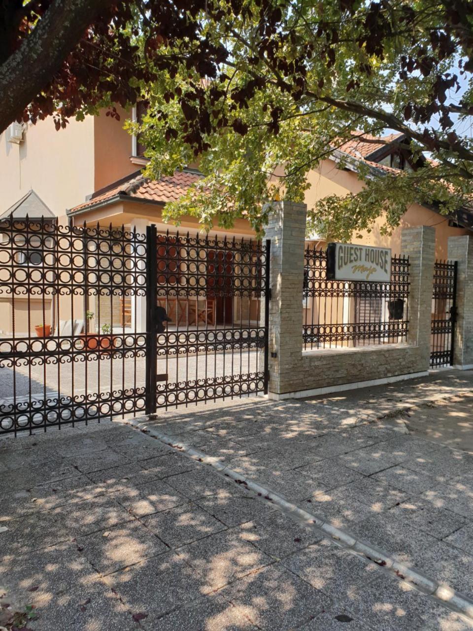 Guest House Maja Νόβι Σαντ Εξωτερικό φωτογραφία